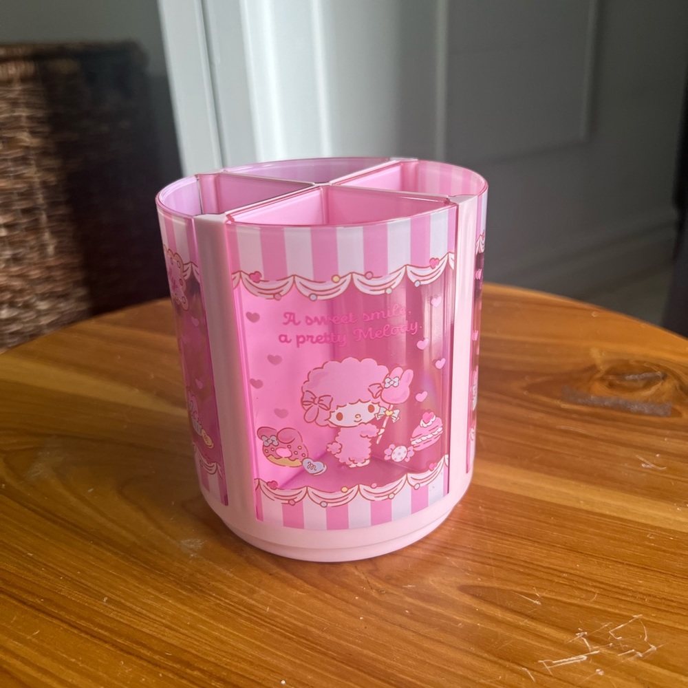 SANRIO My Melody 213136 Rotating Pen Stand
